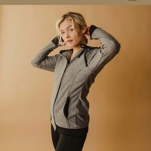 ALBION Cascade Jacket, Heather Grey Zip Up / Hood, Thumb Holes, Pockets Sz Large